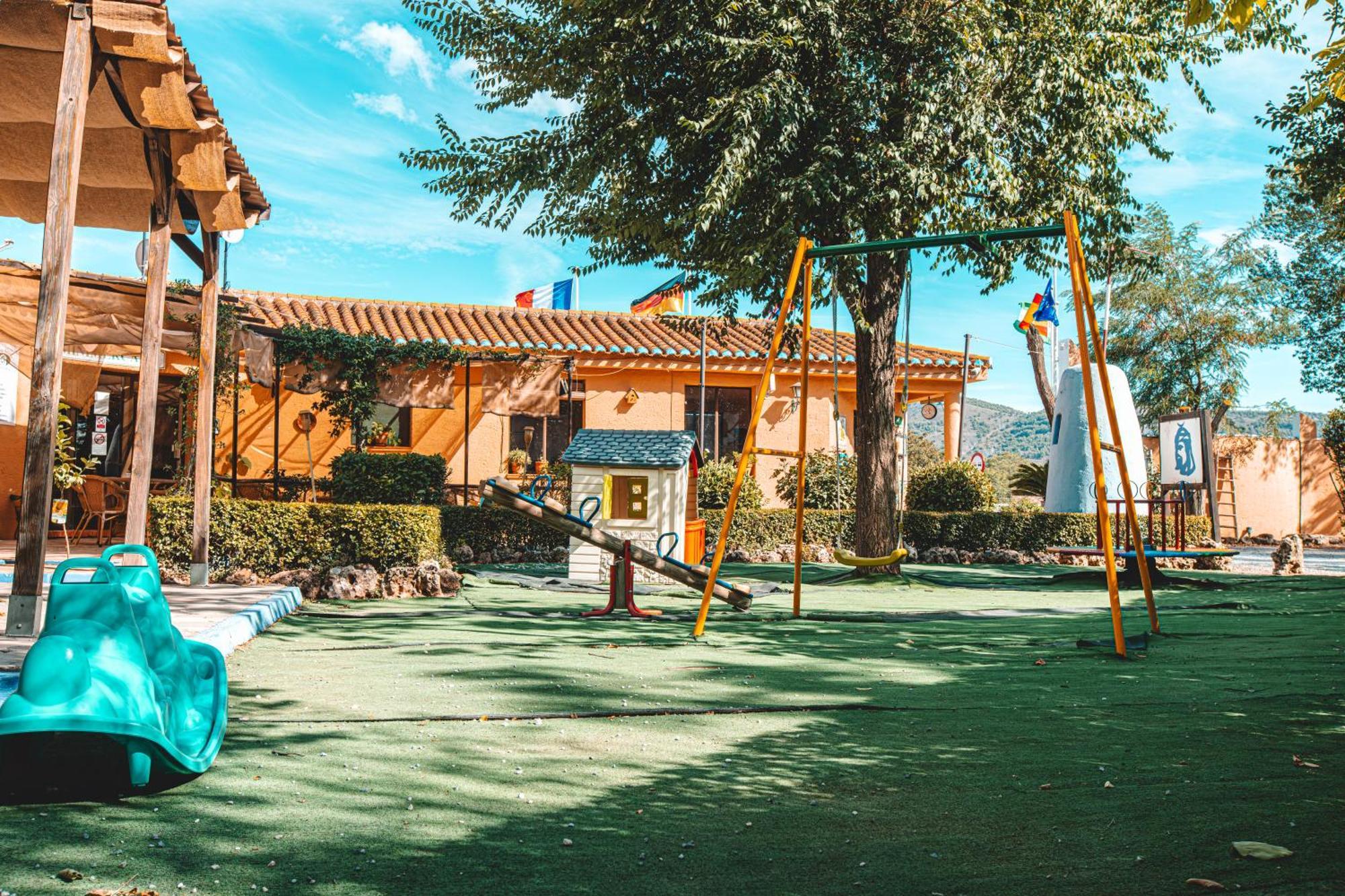 Camping&Bungalows Suspiro del Moro Otura Exterior foto